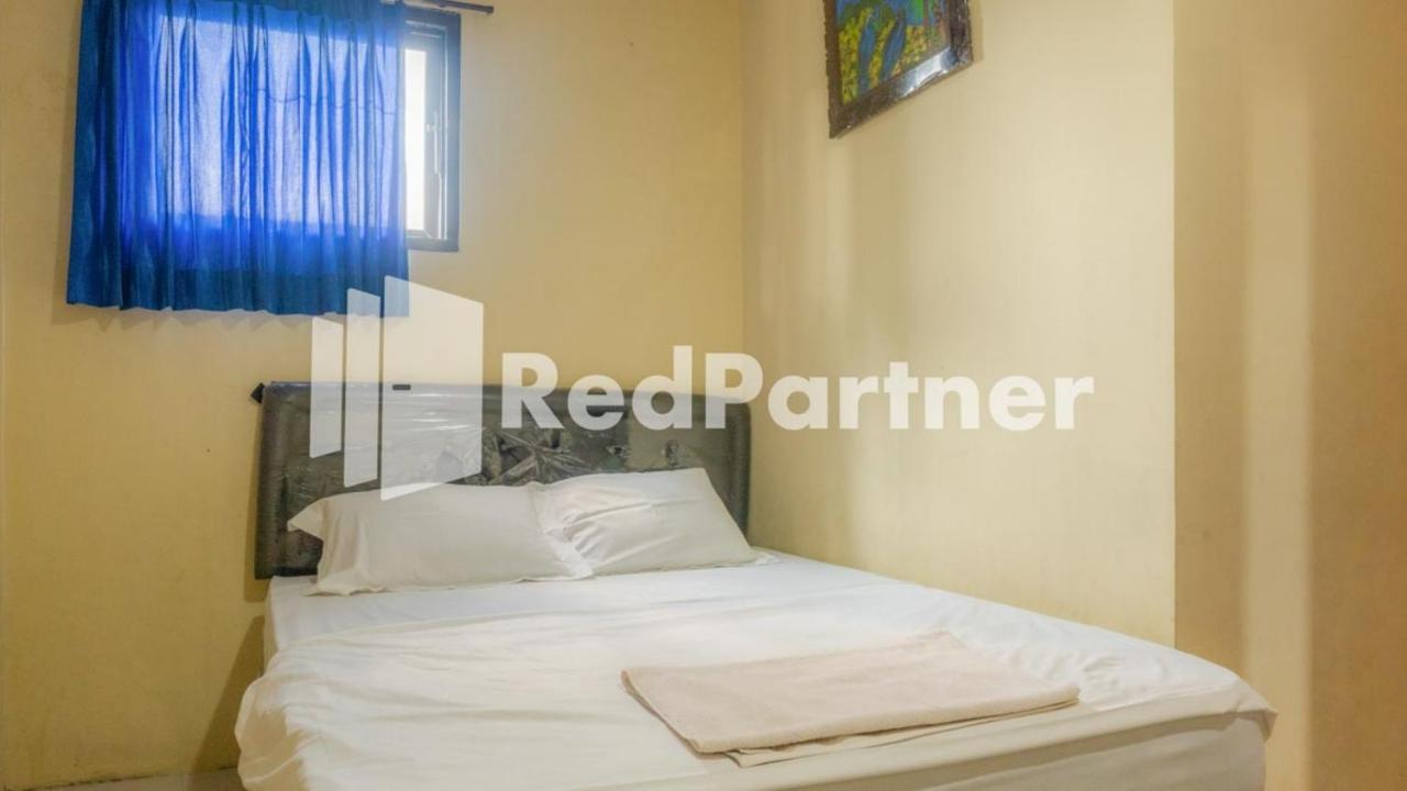 Vandhela Homestay Syariah Mitra Reddoorz Surabaya Exteriör bild