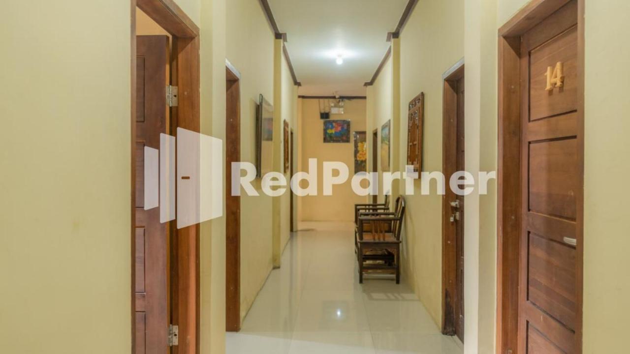 Vandhela Homestay Syariah Mitra Reddoorz Surabaya Exteriör bild