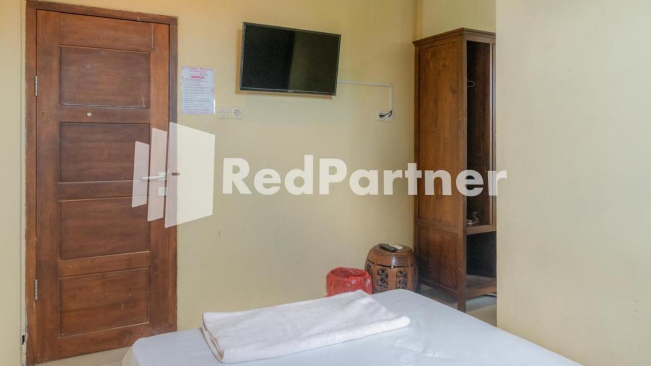 Vandhela Homestay Syariah Mitra Reddoorz Surabaya Exteriör bild