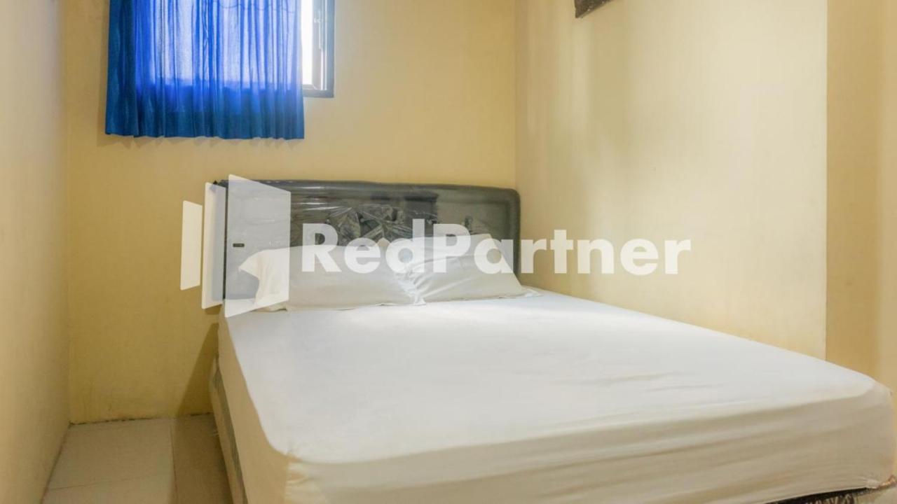 Vandhela Homestay Syariah Mitra Reddoorz Surabaya Exteriör bild