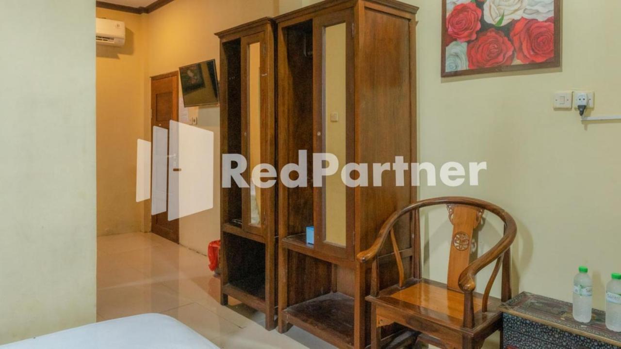 Vandhela Homestay Syariah Mitra Reddoorz Surabaya Exteriör bild