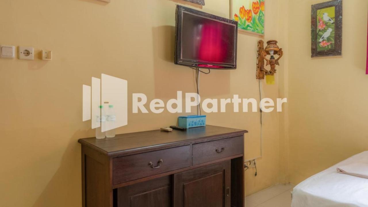 Vandhela Homestay Syariah Mitra Reddoorz Surabaya Exteriör bild