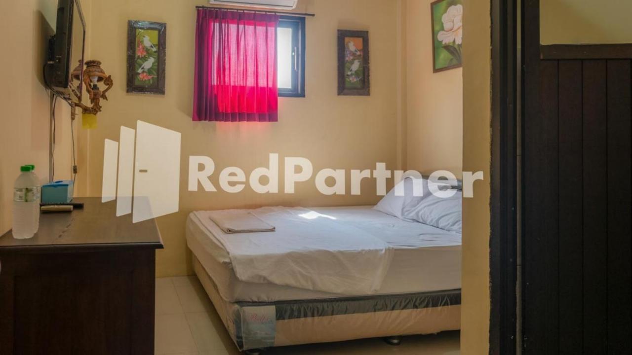 Vandhela Homestay Syariah Mitra Reddoorz Surabaya Exteriör bild