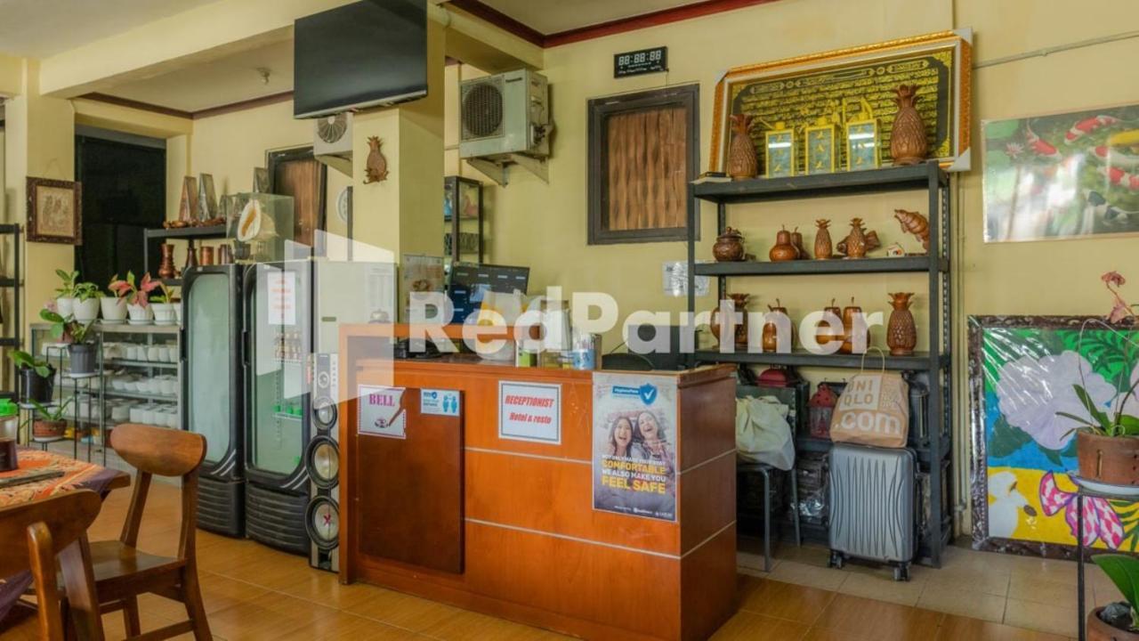 Vandhela Homestay Syariah Mitra Reddoorz Surabaya Exteriör bild